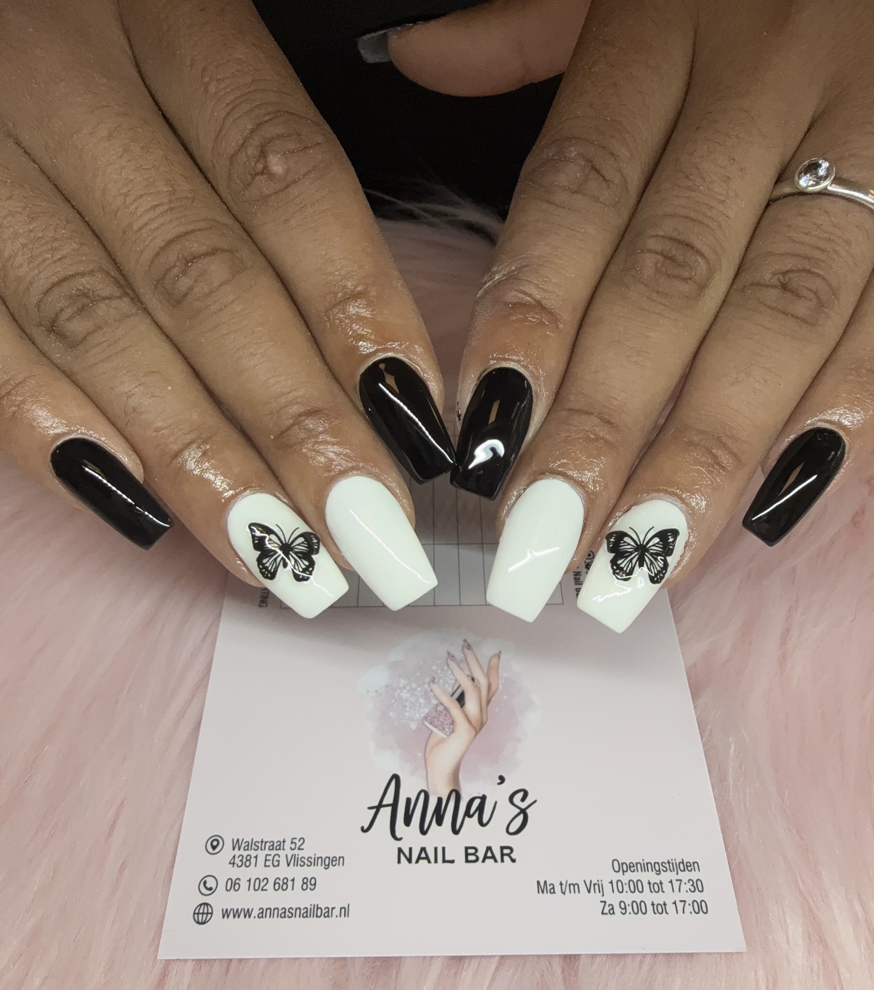 Nail Art & Rhinestones voorbeeld 1 bij Anna's Nail Bar