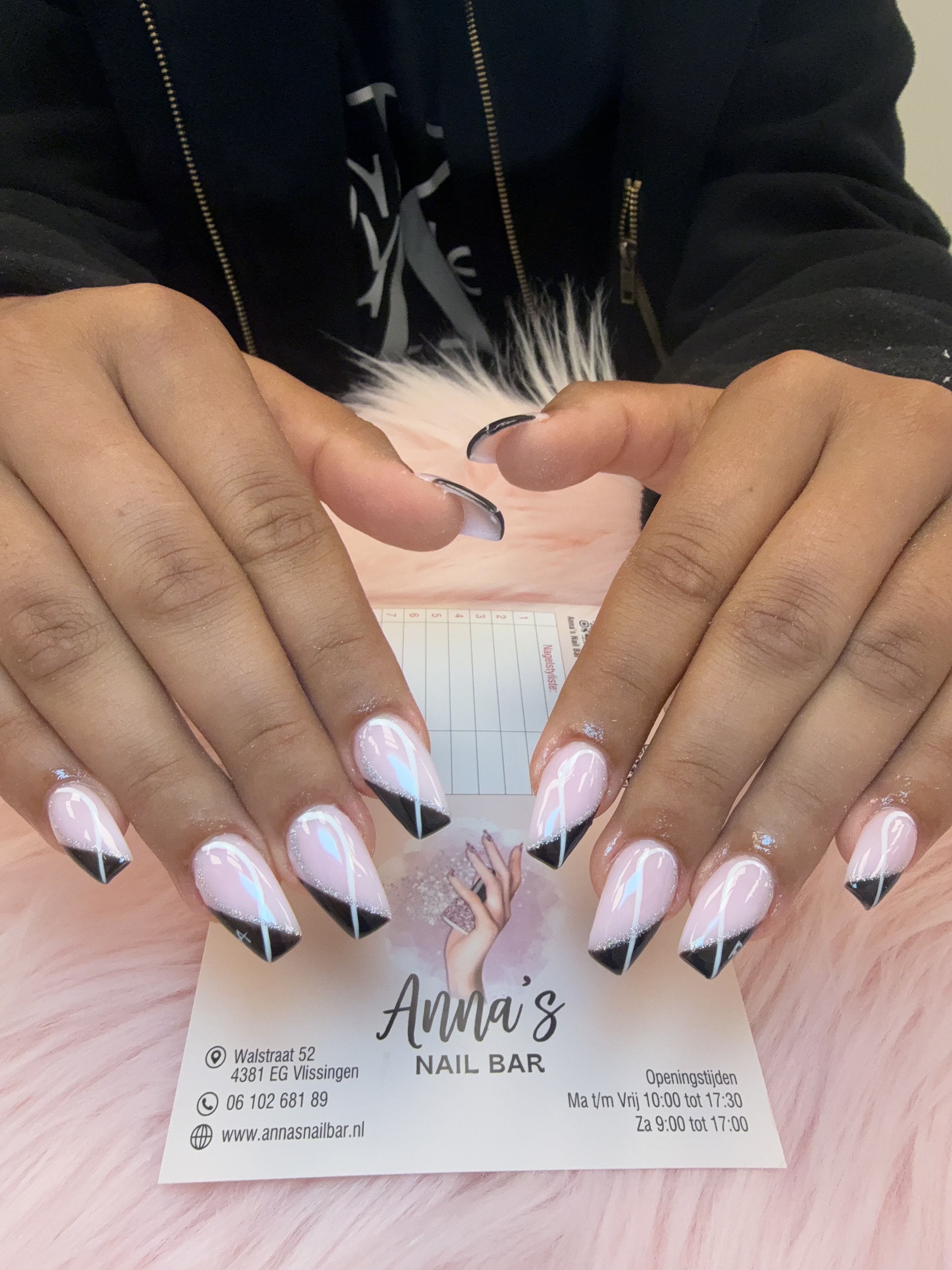 Nail Art & Rhinestones voorbeeld 3 bij Anna's Nail Bar